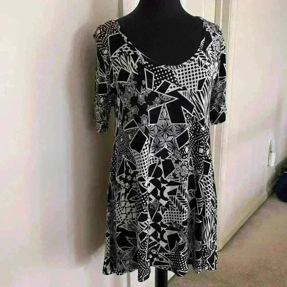 LuLa Roe Top/Tunic